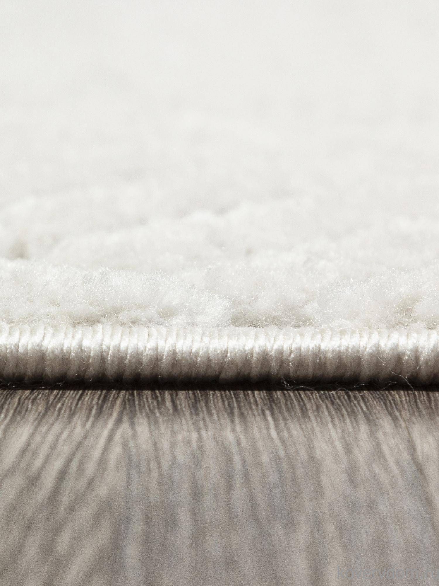 Ковер JUNO-A E857AW CREAM / CREAM